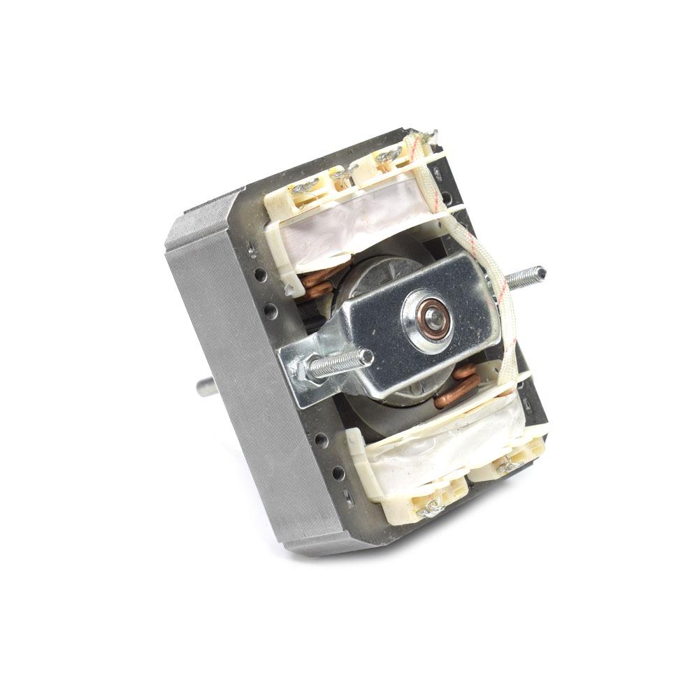 картинка Электродвигатель вытяжки в Сервисном центре «Близнецов»