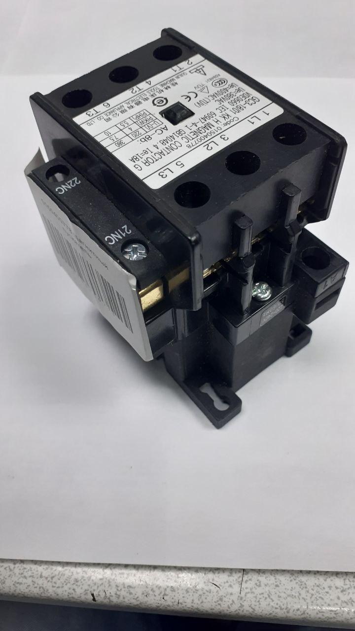 картинка AC контактор кондиционера в Сервисном центре «Близнецов»