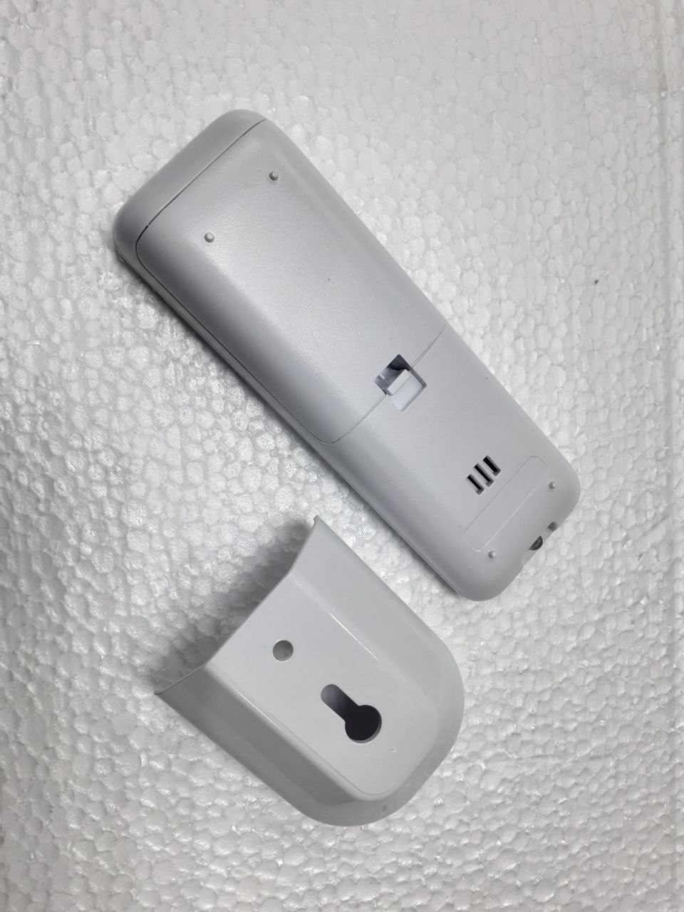 картинка Пульт кондиционера в Сервисном центре «Близнецов»