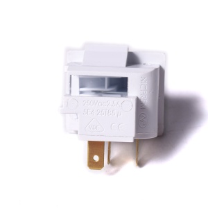 картинка Выключатель дверной холодильника в Сервисном центре «Близнецов»