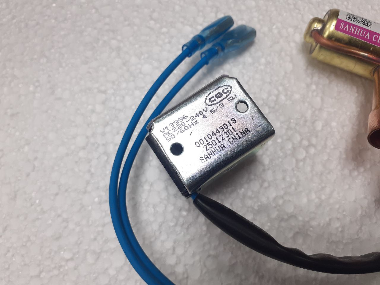 картинка Клапан 4х ходовой кондиционера в Сервисном центре «Близнецов»