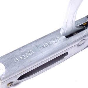 картинка Шарнир двери духовки в Сервисном центре «Близнецов»