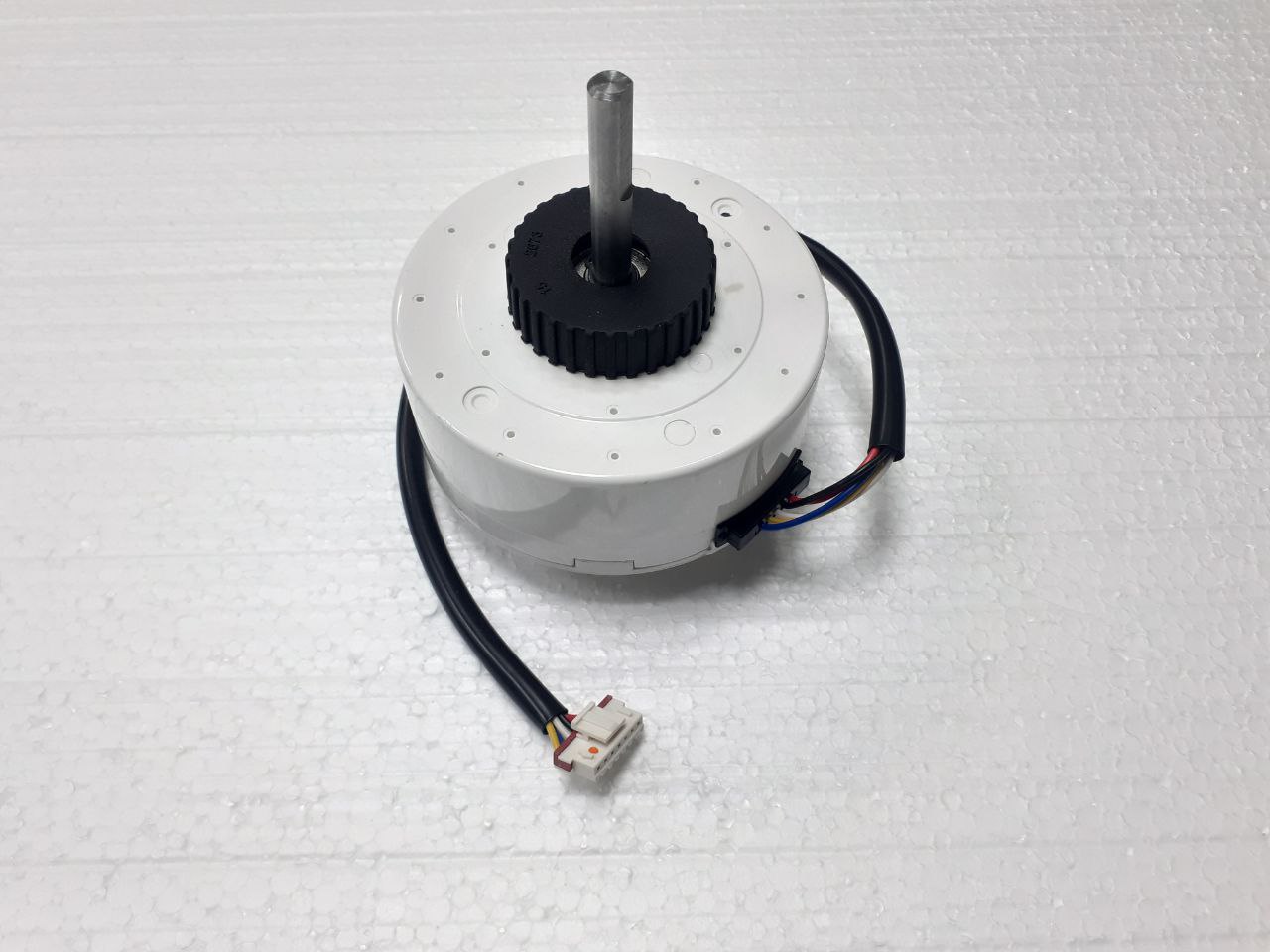 картинка Мотор вентилятора внутреннего блока в Сервисном центре «Близнецов»