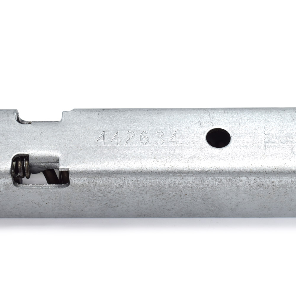 картинка Шарнир двери духовки в Сервисном центре «Близнецов»