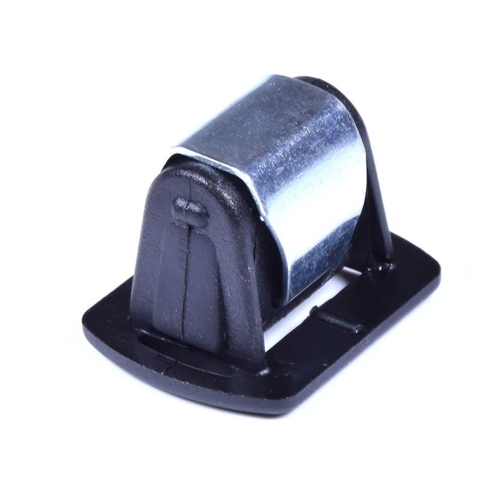 картинка Крепеж вытяжки в Сервисном центре «Близнецов»