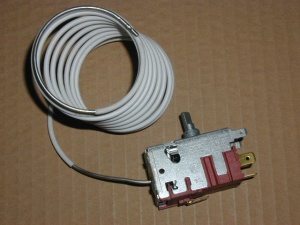 картинка Термостат 0077B2640 2100mm холодильника в Сервисном центре «Близнецов»