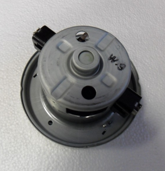 картинка Мотор пылесоса в Сервисном центре «Близнецов»